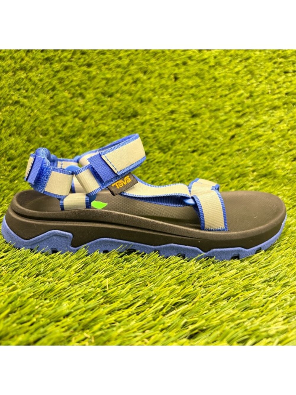 Teva Hurricane XLT Boys Size 1Y Silver Blue Beach Outdoor Sport Strappy Sandals